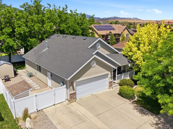 8462 S Farm Oak Ct, West Jordan, UT 84081