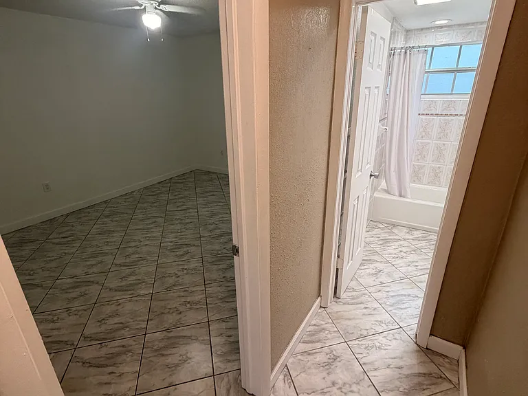 525 Meridian Ave #105 — Photo 7
