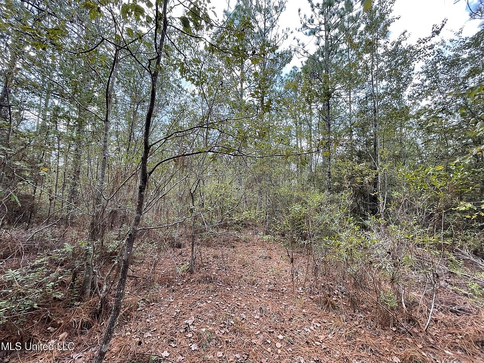 1st image of 0 Garrett Dr #12