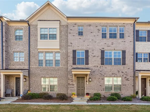 2522 Great Silver Fir Aly, Doraville, GA 30360
