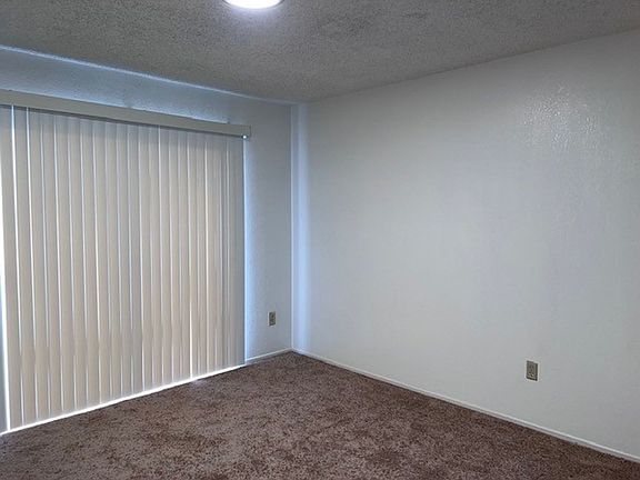 3rd image of 711 Melanie Way
