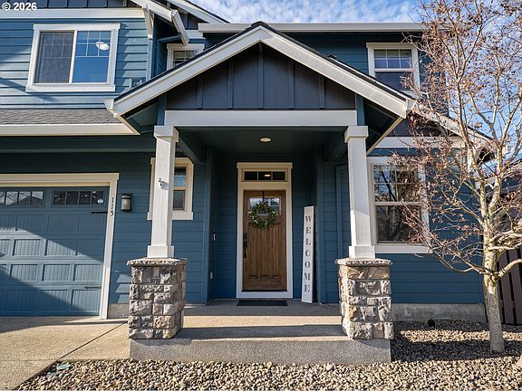 3rd image of 115 NE Megan Dr