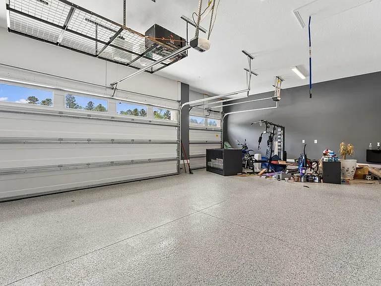 351 Sawgrass Dr — Photo 37