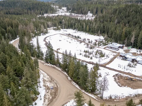 8225 Seymour Arm Frst, Service Road, BC V0E 2V2
