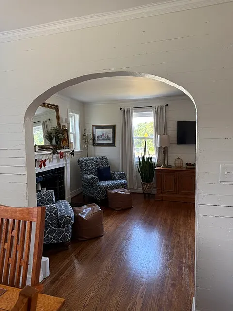 4 bed, 1755 sqft, $3,900 — Photo 4