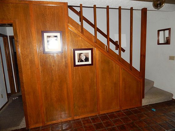 4th image of 413 Dogwood Ln