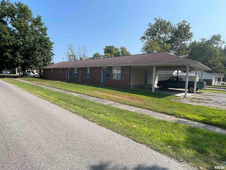 2nd image of 1005 N Whitman Dr