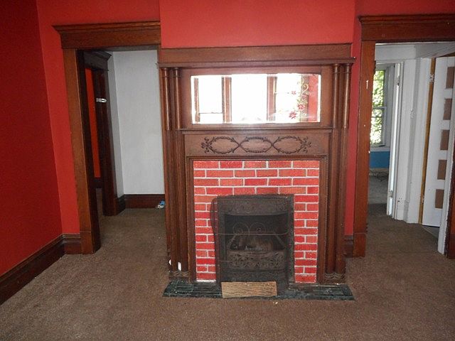 1st image of 714 S Main St