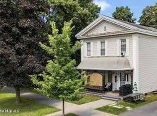 109 Lake Ave, Saratoga Springs, NY 12866