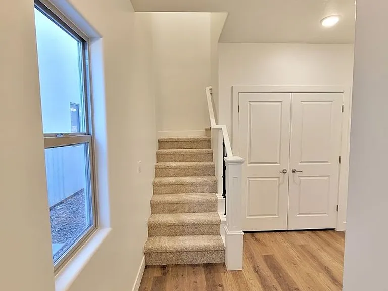 482 S Deep Creek Dr — Photo 5