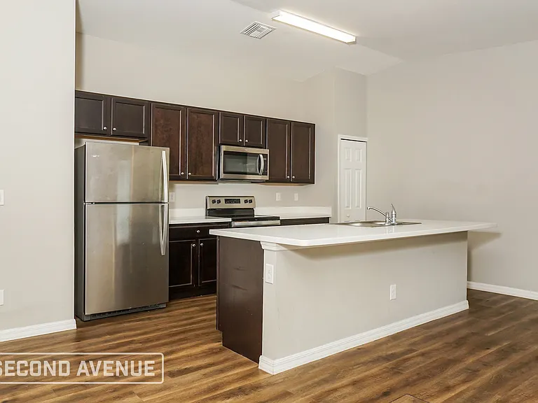 486 Hoffer St — Photo 8