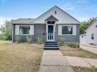 1431 E 4th St, Sioux Falls, SD 57103