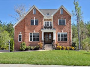 17068 Lake Summer Dr, Moseley, VA 23120
