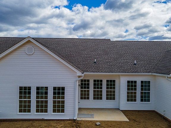 2nd image of 1416 Niki Way NE #16