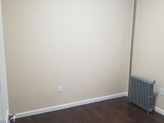 2nd image of 452 Wayne St APT 5