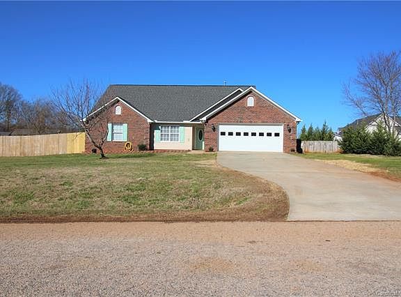 2nd image of 1005 Auburn Pl