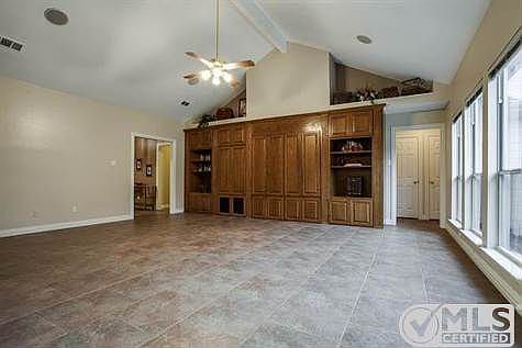 5th image of 2905 Post Oak Ln