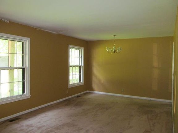 2nd image of 60 Tusculum Rd