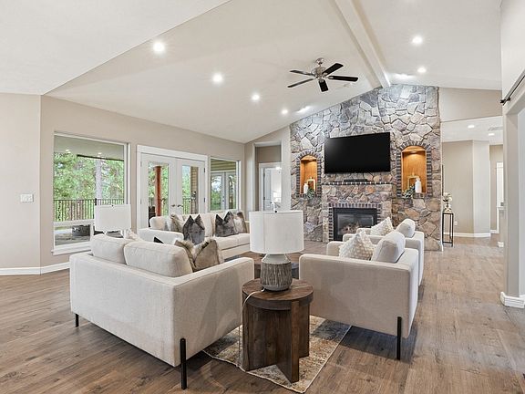 3rd image of 6103 S Conklin Rd