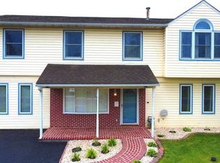 632 Auburn Rd, Fairless Hills, PA 19030