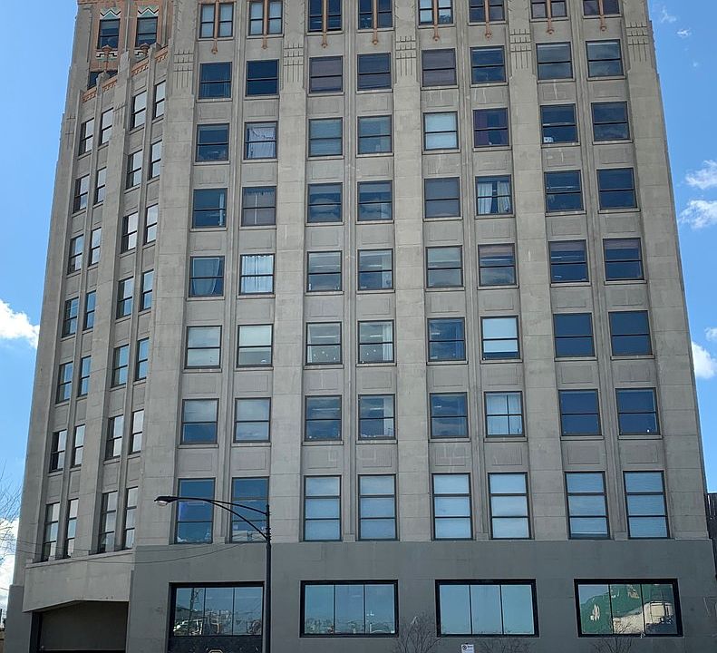 1st image of 1550 S Blue Island Ave Unit 811