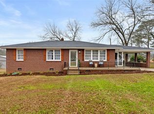 203 Forest Ln, Belton, SC 29627