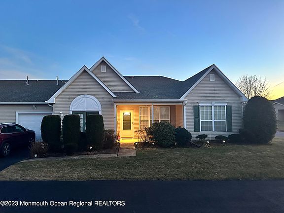 2nd image of 43 Deerchase Lane