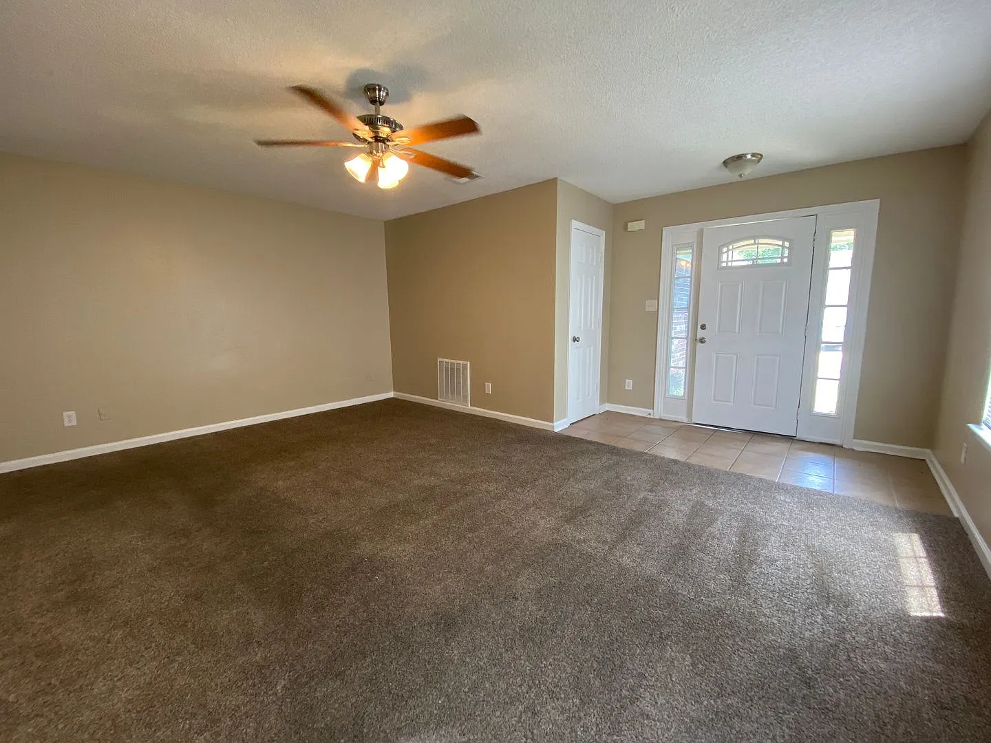 Welcome to 4832 Royal Run Drive! — Photo 3