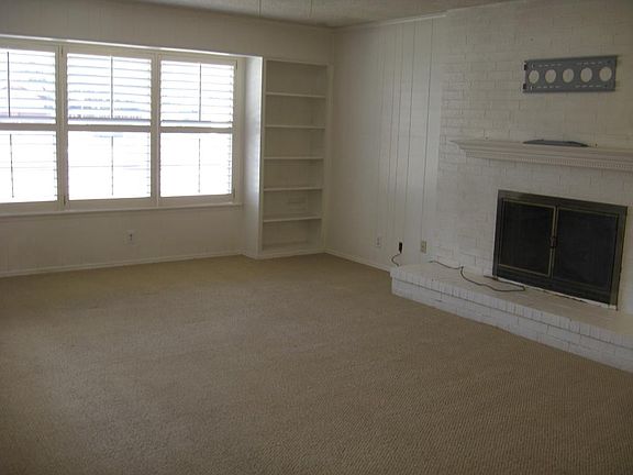 2nd image of 3815 W Kansas Ave