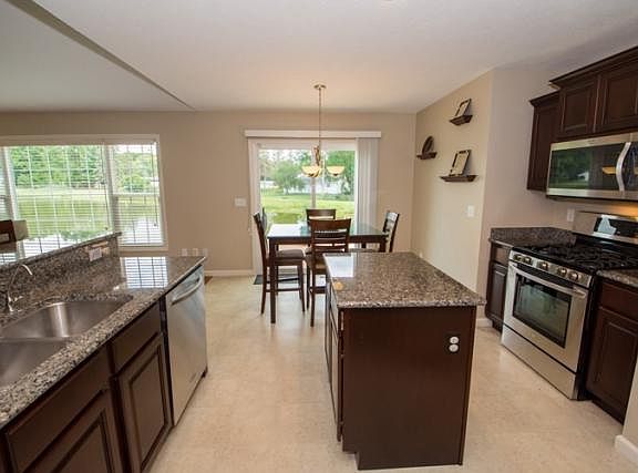 4th image of 6018 Buckhorn Dr