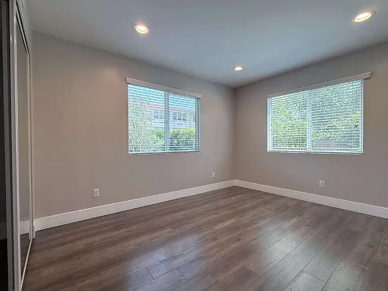 3652 1/2 Percy St #LOWER — Photo 13