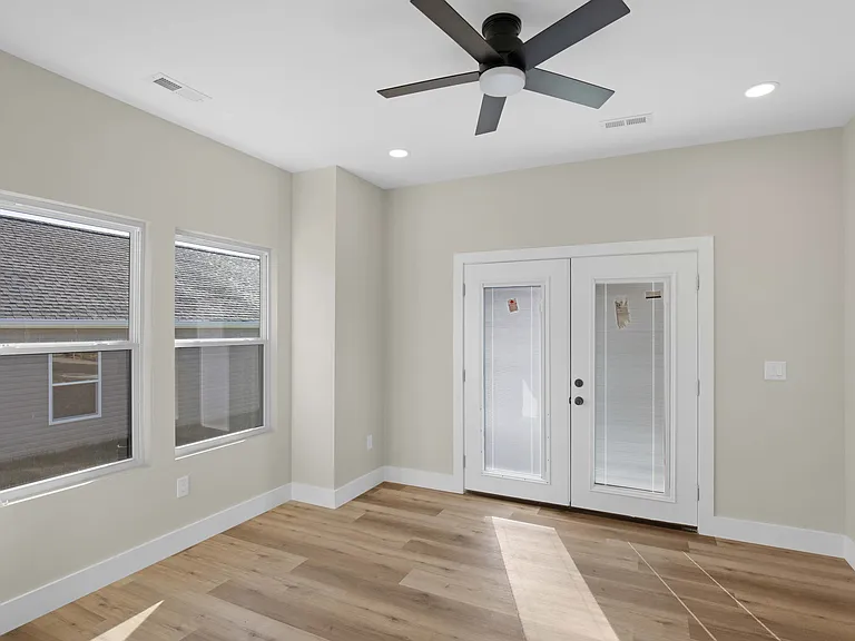 1022 Wentford Ave — Photo 13