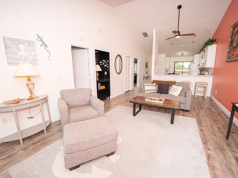 13120 Cross Creek Blvd #208 — Photo 12