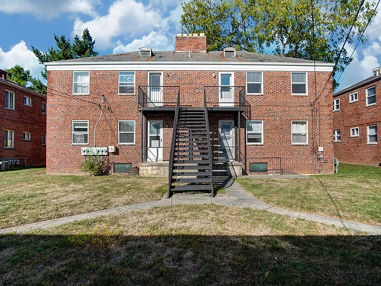 1440 Elmwood Ave — Photo 16
