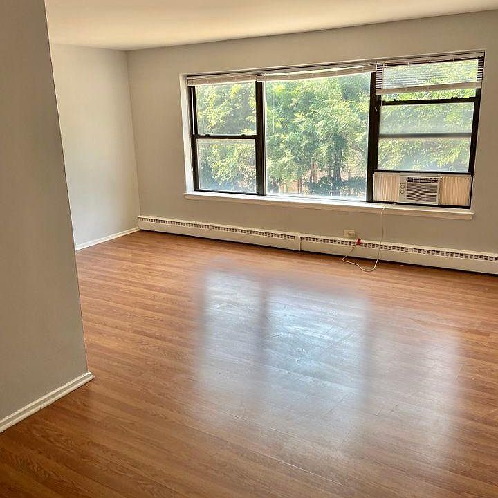 1st image of 7836 S South Shore Dr #1G