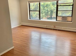 7836 S South Shore Dr #1G, Chicago, IL 60649