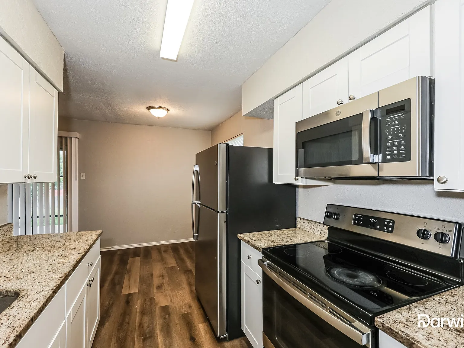 4 bed, 2.0 bath, 1458 sqft, $1,755 — Photo 2