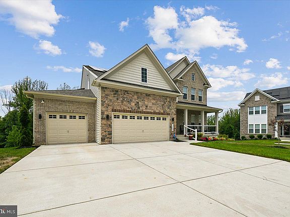 2nd image of 12503 Old Habersham Ln