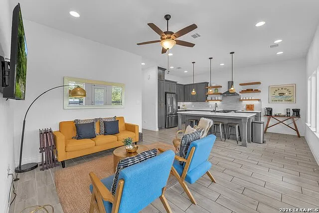 2488 Waterfront Park Dr — Photo 12