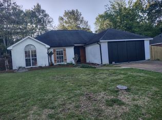 284 Hawthorne Dr, Madison, MS 39110