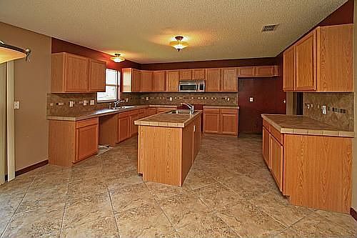 2nd image of 248 Fairfield Dr