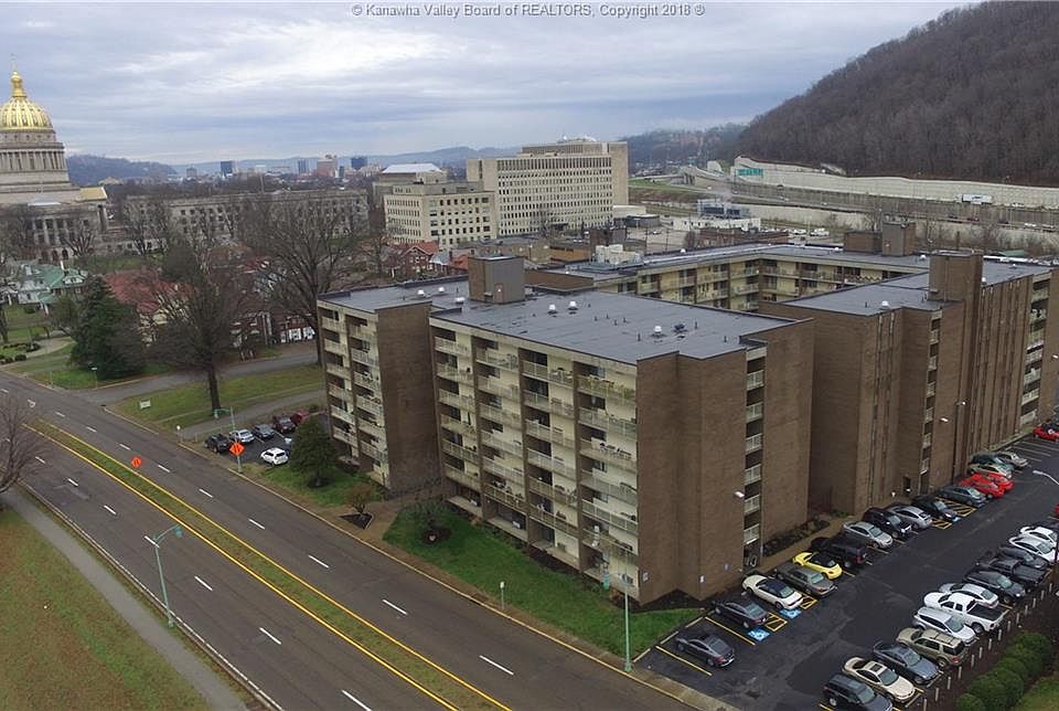 1st image of 2106 Kanawha Blvd E APT 423