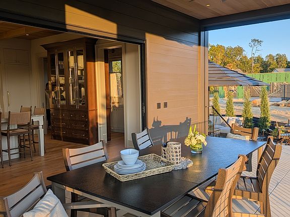 5th image of 1509 Chatham Ridge Ct