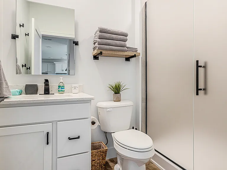 222 E State St #201 — Photo 21