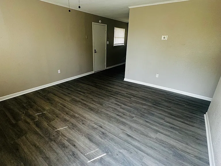 4545 SW G Ave — Photo 3