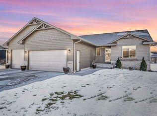 1000 N Anthem Cir, Sioux Falls, SD 57110