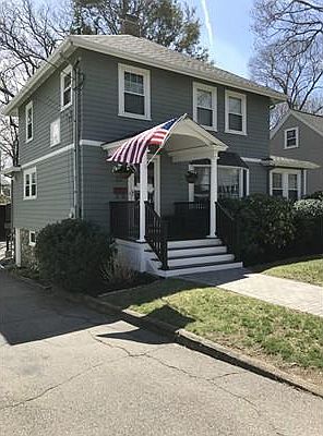4th image of 22 Dartmouth Ave