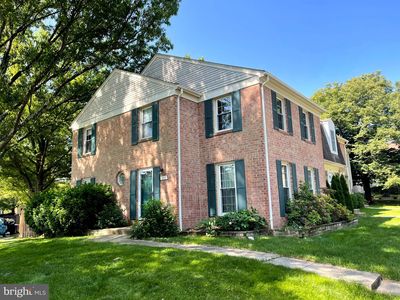 3907 Bradwater St, Fairfax, VA, 22031
