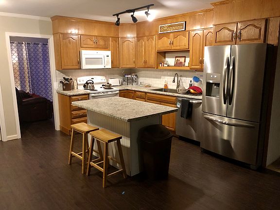 2nd image of 173 Kearns St