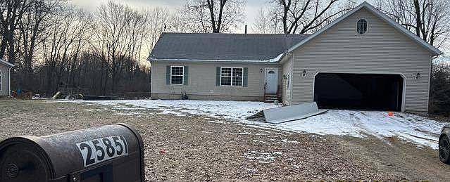 1st image of 25851 Pleasant Dr
